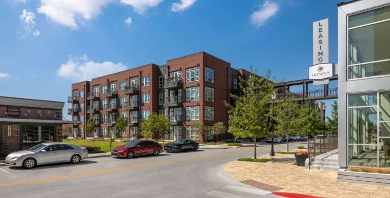 LYV-Broadway_Final-7107-scaled